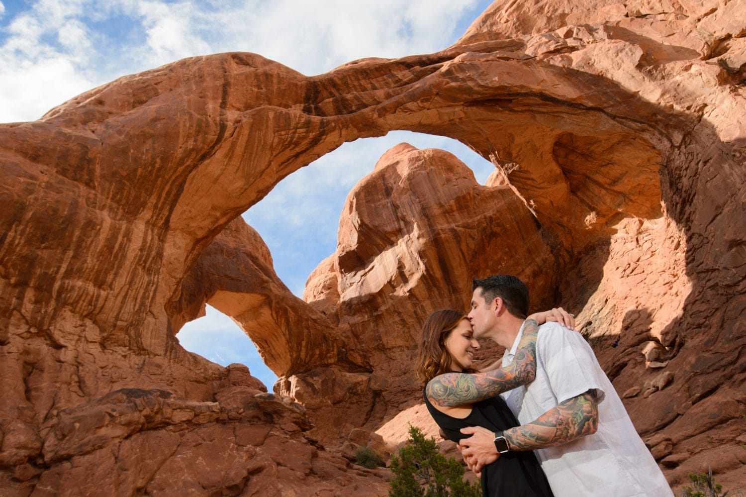 LJ & Allyson – Arches National Park Adventure Session