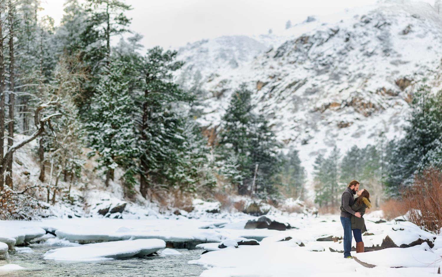 Kathryn & Chris – Winter Engagement Session