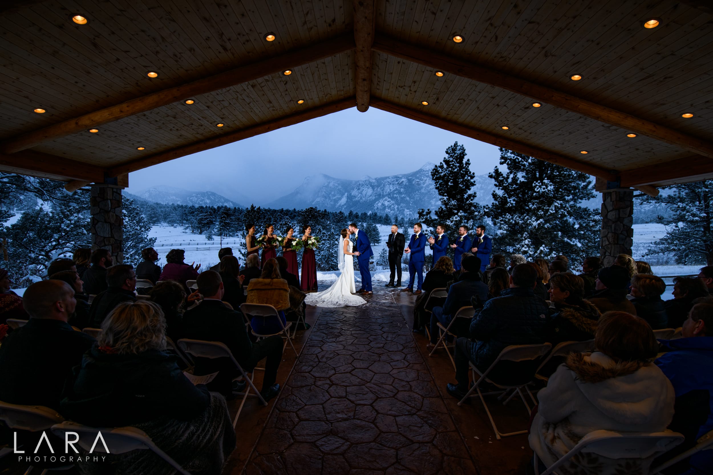 Black Canyon Inn Winter Wedding