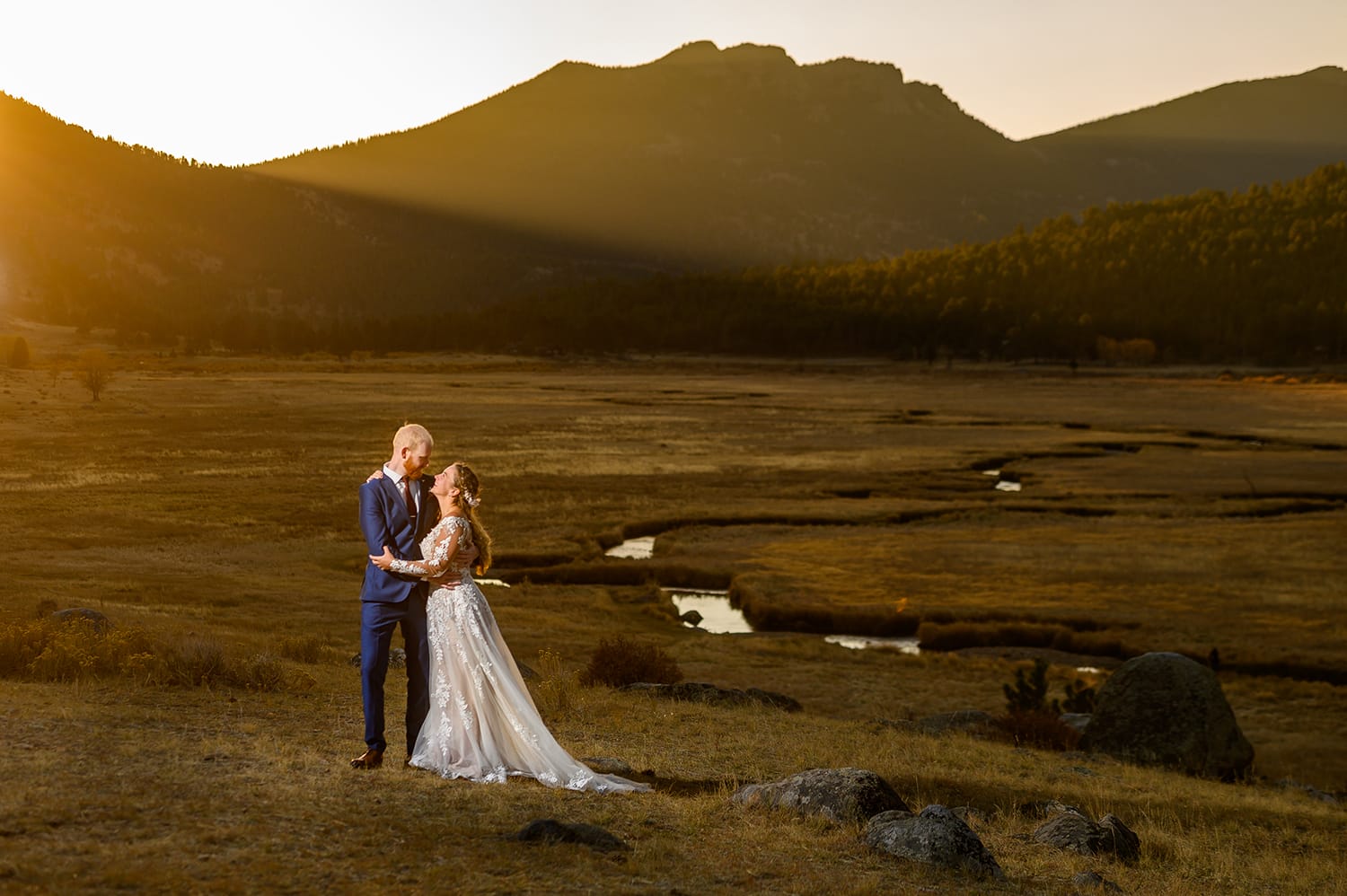 Crystalyn & Sean – Wild Basin Lodge Wedding Photos